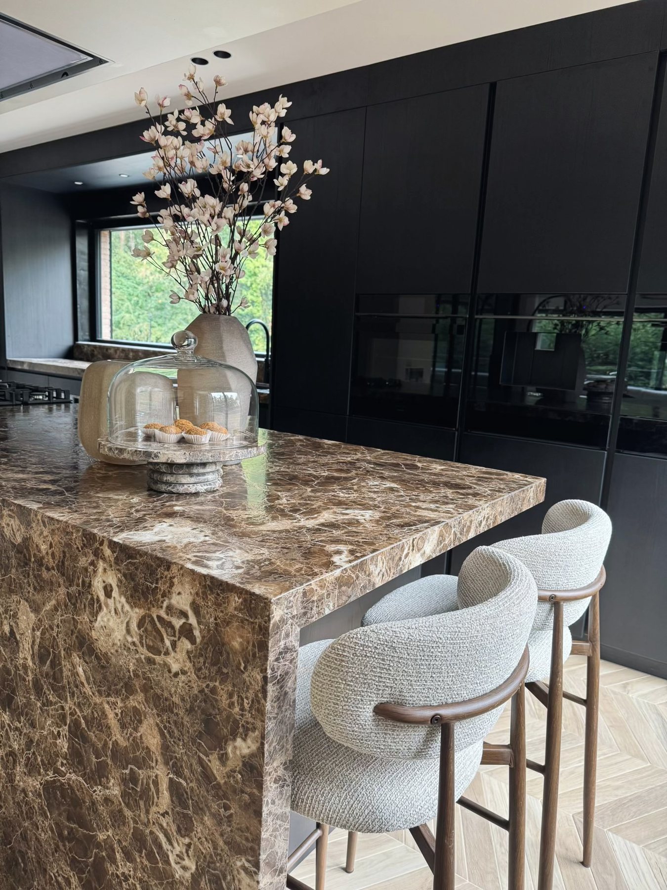 Verfijnde afwerking — Materiaalcombinaties in close-up